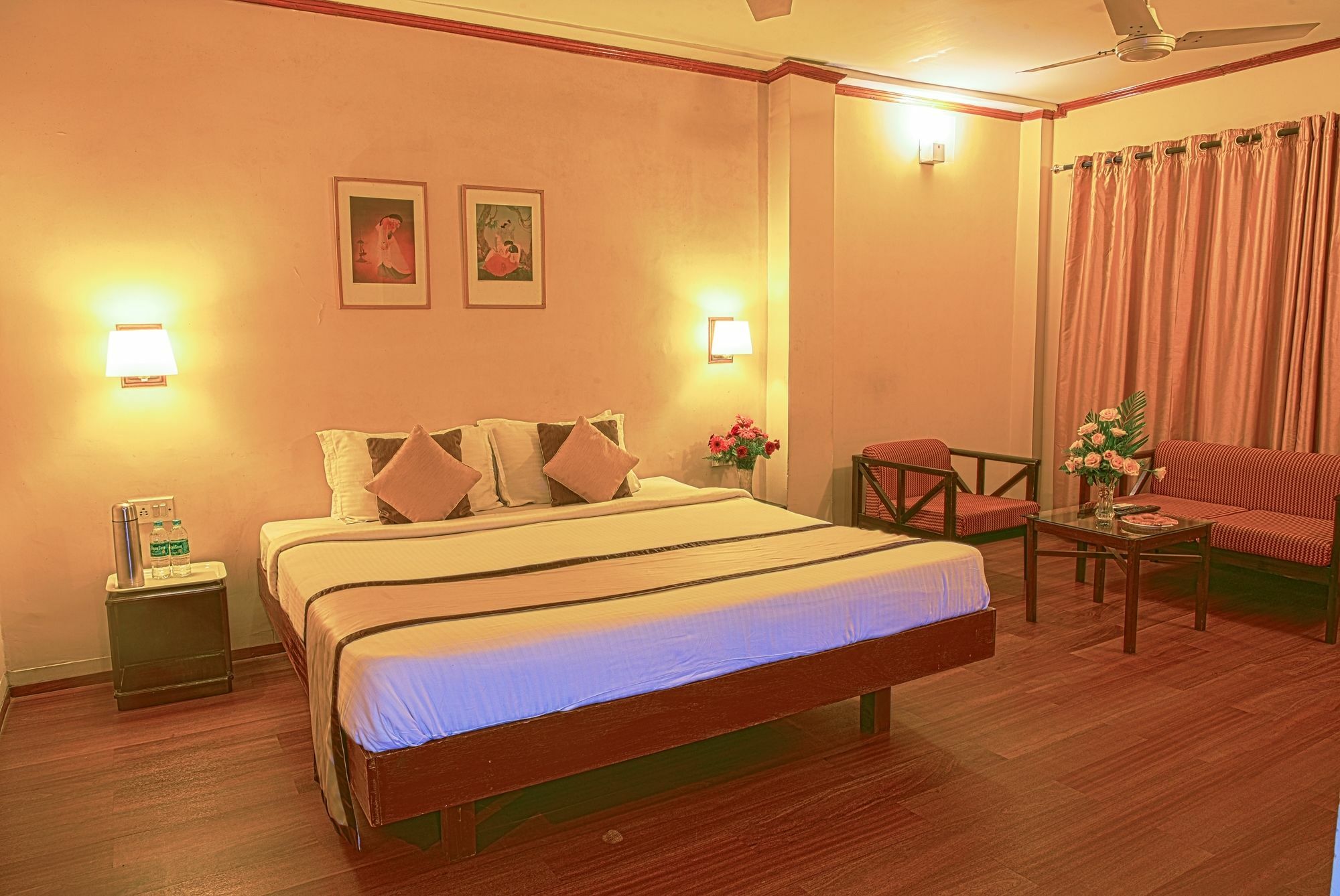 Landmark Hotels Γουβαχάτι Εξωτερικό φωτογραφία