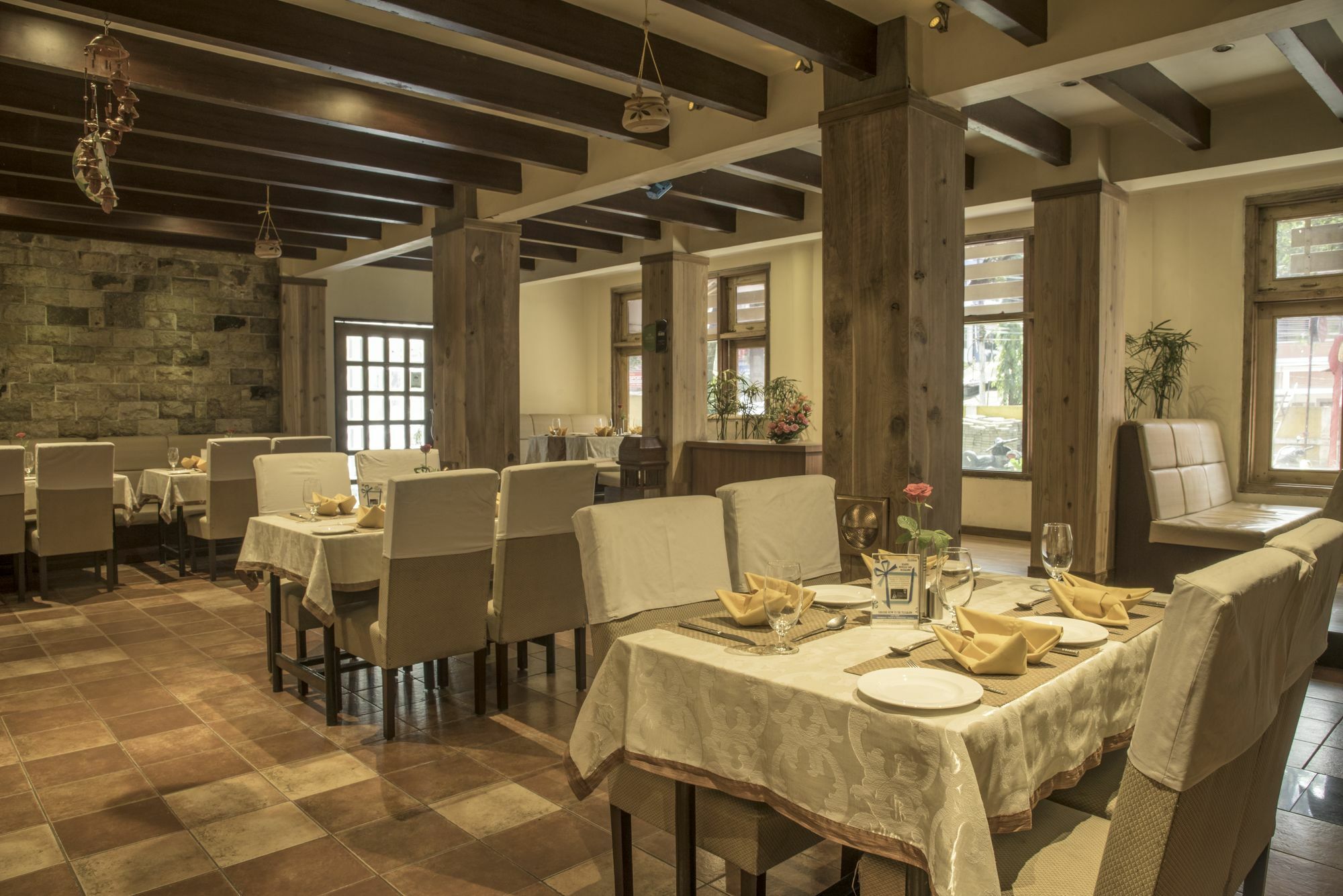 Landmark Hotels Γουβαχάτι Εξωτερικό φωτογραφία